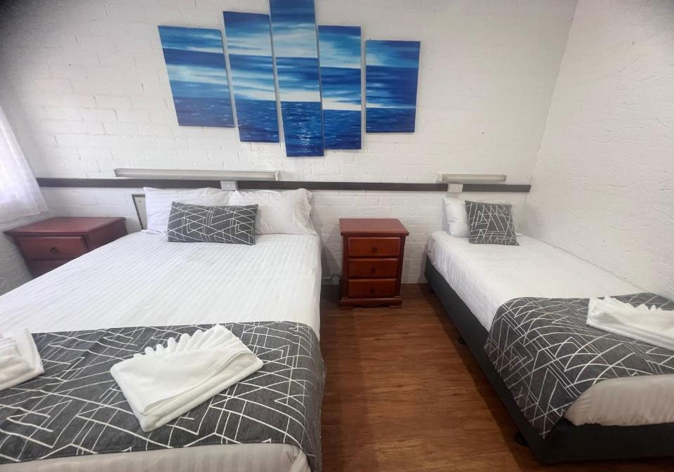 room image 02